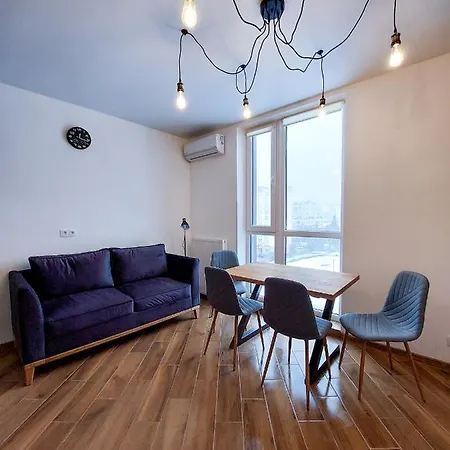 Апартаменты Avalon On Lypynskogo Street