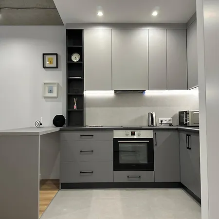 Avalon On Lypynskogo Street Lviv