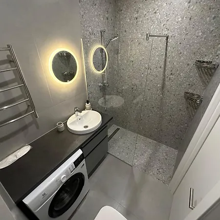 Avalon On Lypynskogo Street Apartmán *