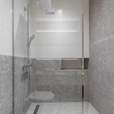 Avalon On Lypynskogo Street Lvov