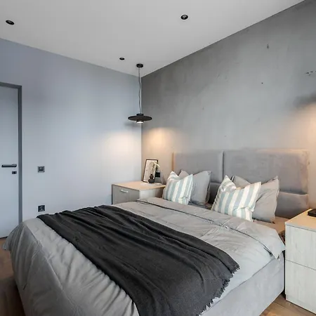 Avalon On Lypynskogo Street *