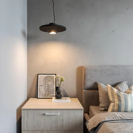 Avalon On Lypynskogo Street