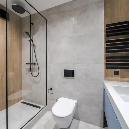 Avalon On Lypynskogo Street * Lvov