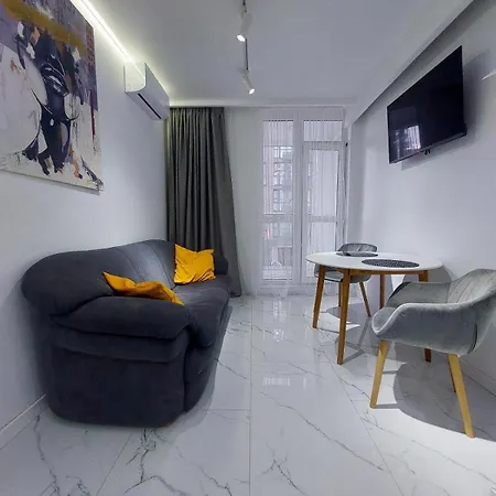 Avalon On Lypynskogo Street Apartmán *