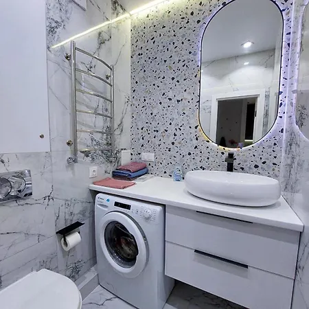 Avalon On Lypynskogo Street Lvov