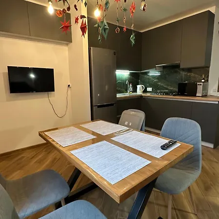 Avalon On Lypynskogo Street