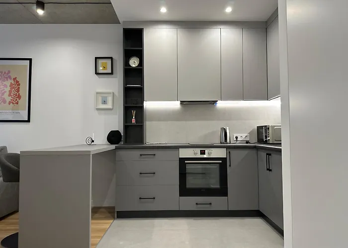 Avalon On Lypynskogo Street Lviv