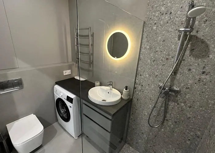 Avalon On Lypynskogo Street * 리비프