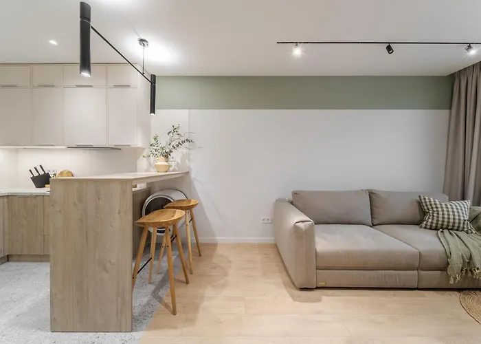 Avalon On Lypynskogo Street 리비프