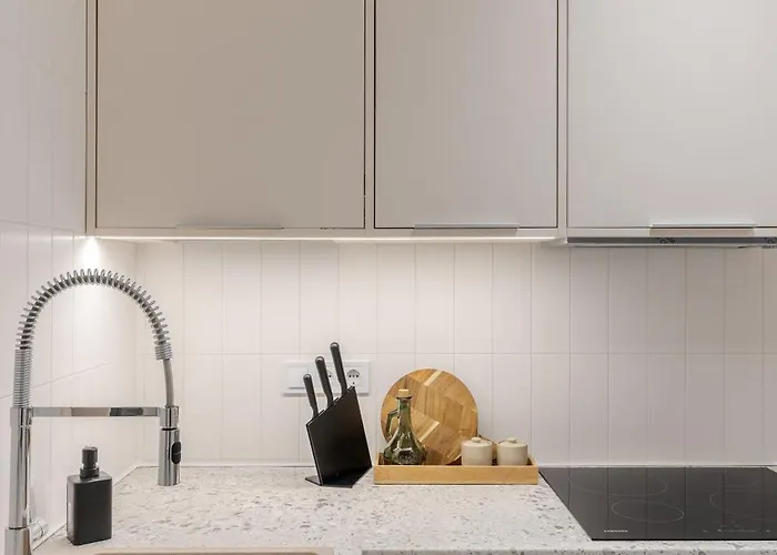 Avalon On Lypynskogo Street 리비프