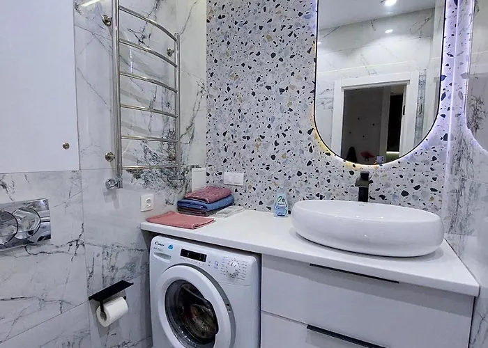 Avalon On Lypynskogo Street 리비프