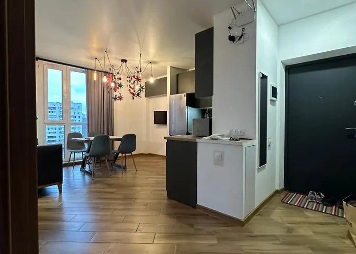 Avalon On Lypynskogo Street * 리비프